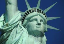 Visita a la Estatua de la Libertad: Horarios y Precios estatua de la libertad altura